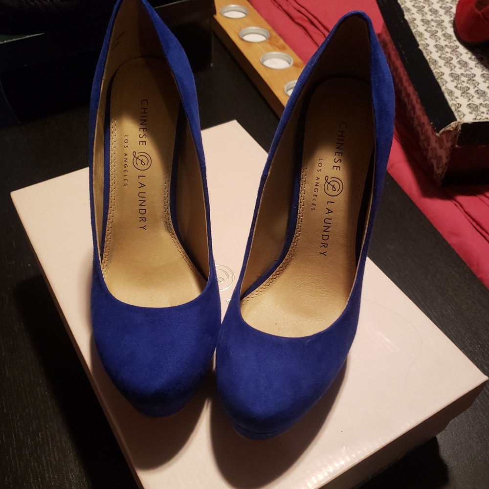 Women's footwear